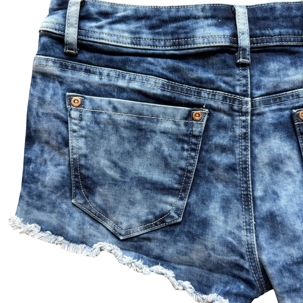 Parisian Collection Blue Denim Shorts with White Lace Overlay Size 7 Boho Y2K